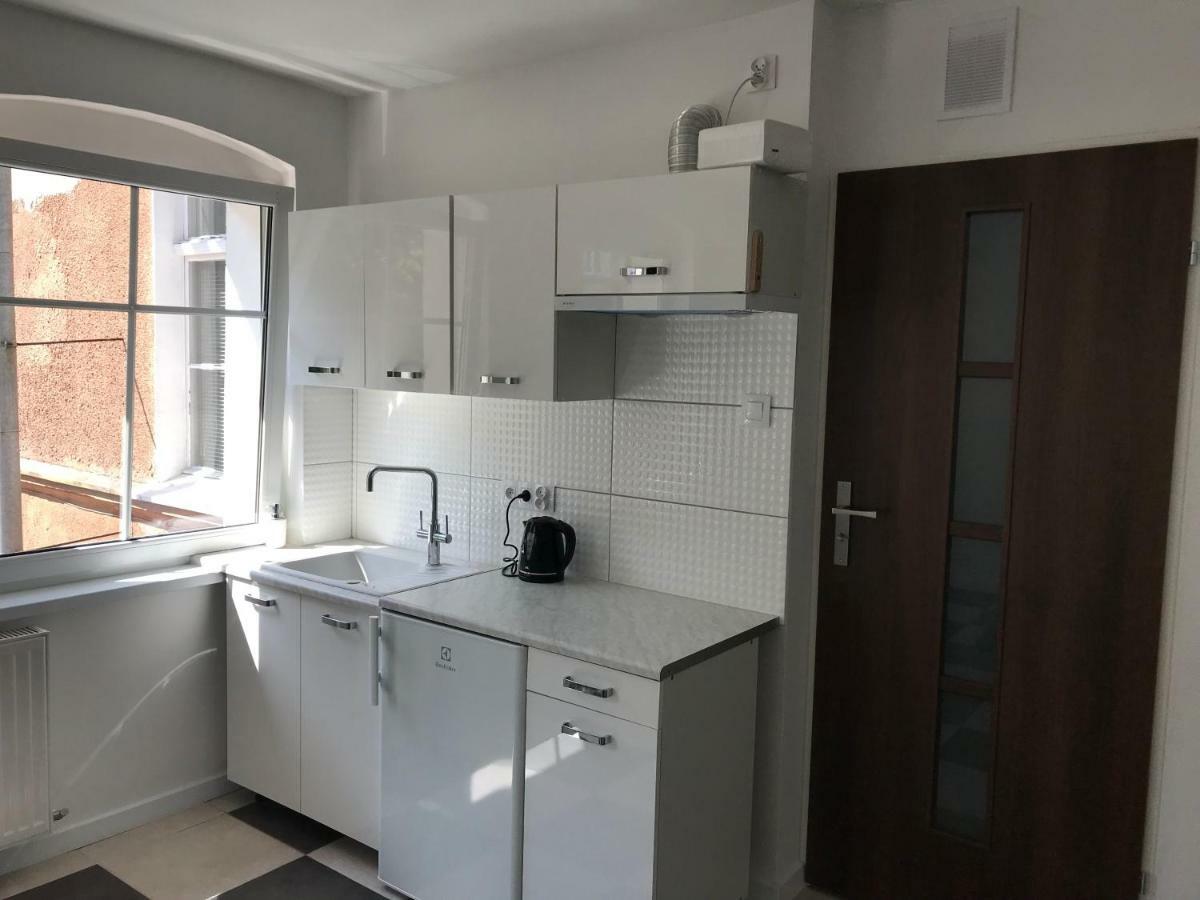 Apartament Matejki 7/4 Zielona Góra Buitenkant foto