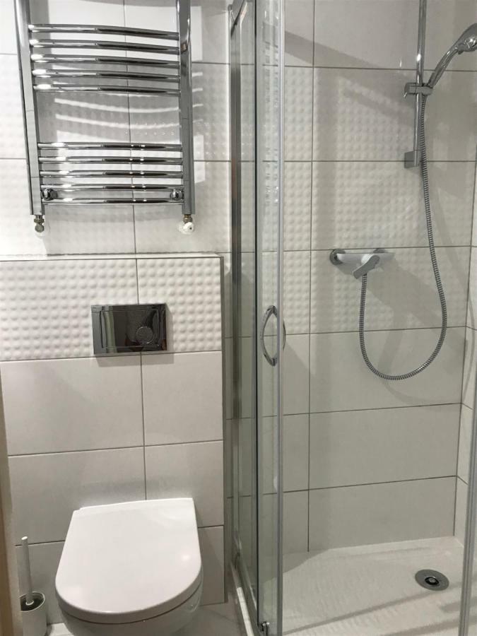 Apartament Matejki 7/4 Zielona Góra Buitenkant foto