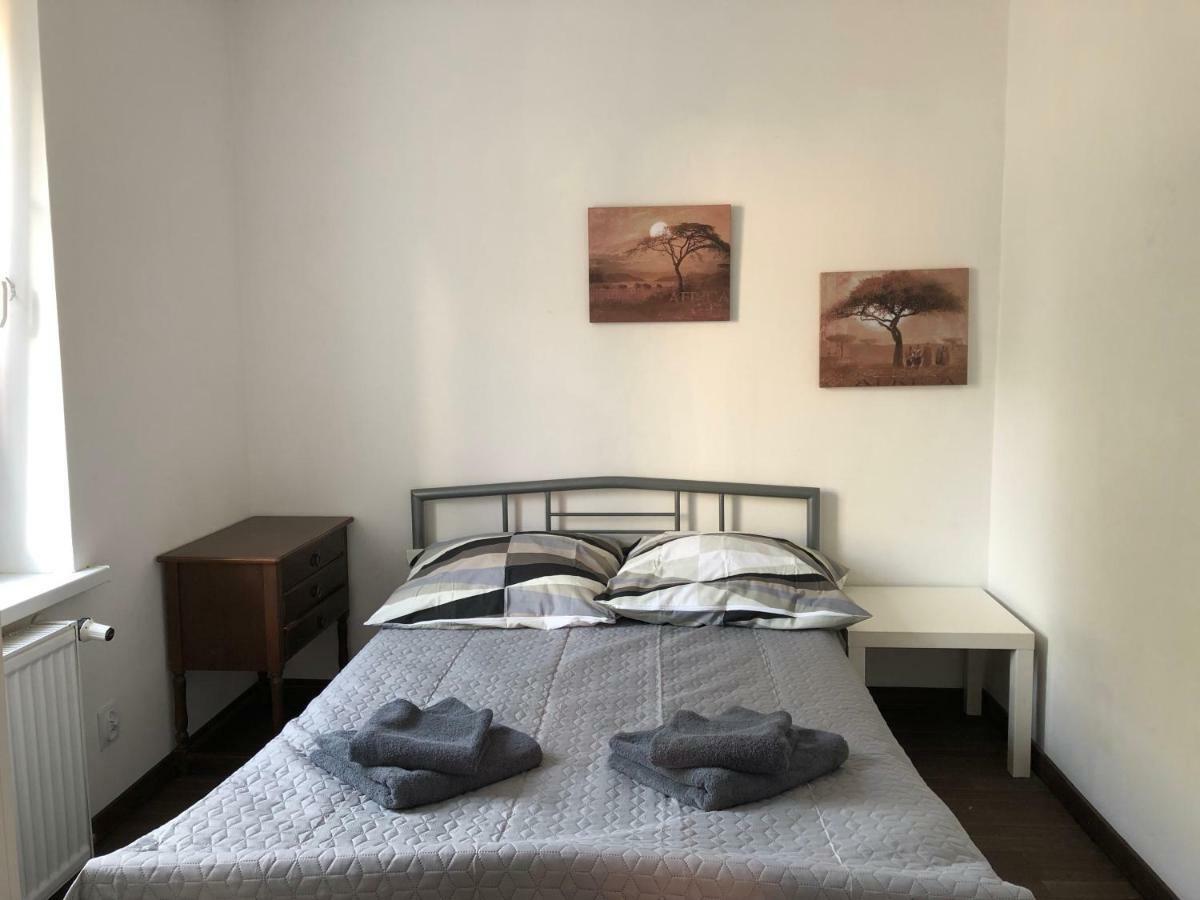 Apartament Matejki 7/4 Zielona Góra Buitenkant foto